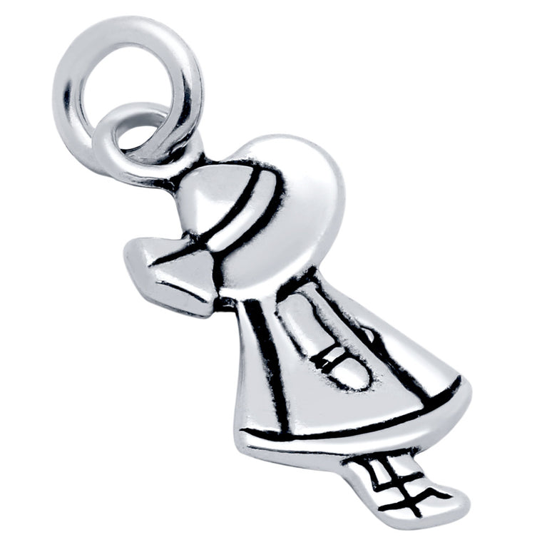 ZDC1359  LITTLE GIRL WITH HAT CHARM