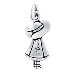 ZDC1359  LITTLE GIRL WITH HAT CHARM