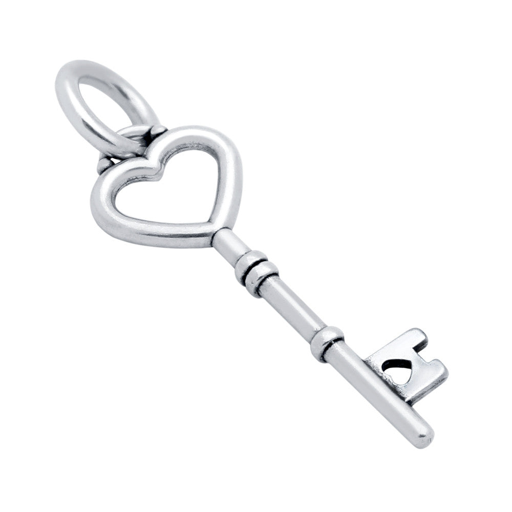 ZDC1229  25MM HEART KEY CHARM